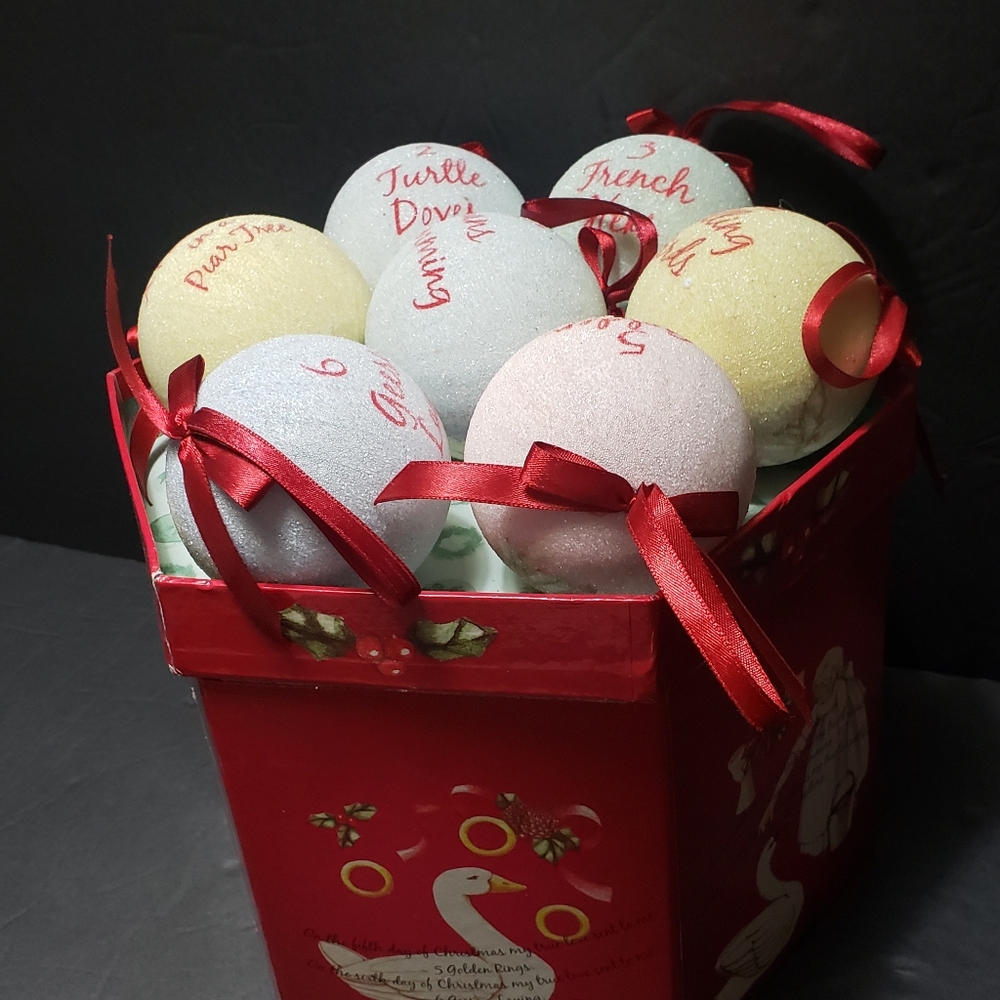 Vintage 12 DAYS Of CHRISTMAS Sugar Balls Ornaments in Decorative Hexagon Box